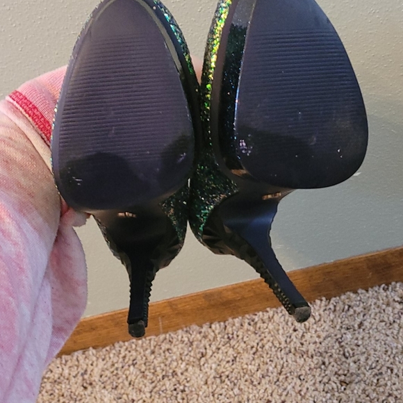 😍 🤤 green sequence glitter pump geometric heels - Picture 13 of 13